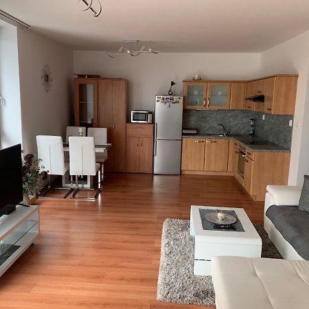 Vienna Gate Apartment ブラチスラヴァ エクステリア 写真